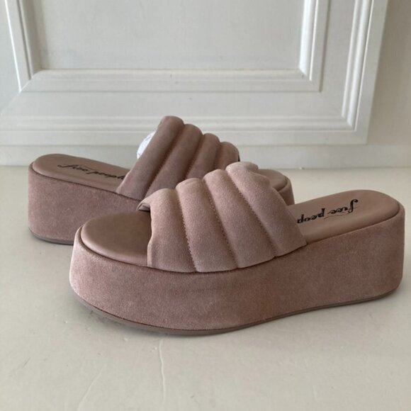 NWOT Free People Almost Paradise Sand Suede Platforms Sz 38 - Picture 1 of 7